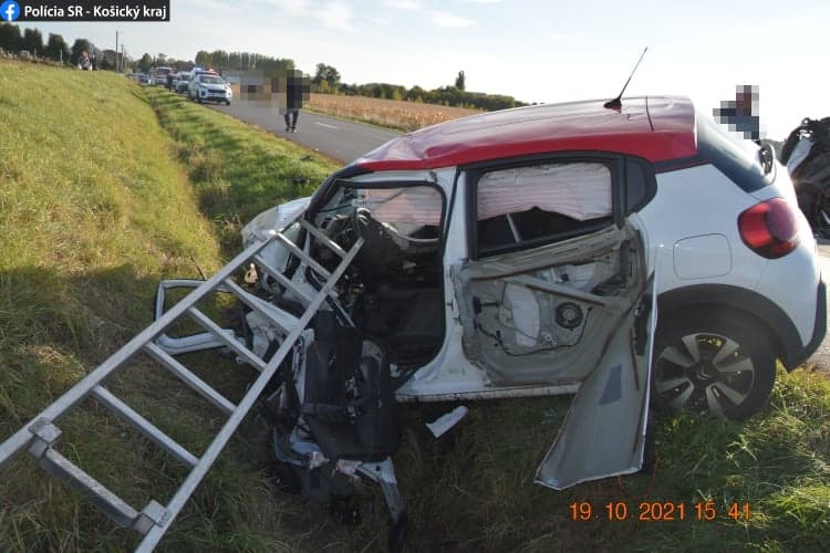 Čelná zrážka v michalovskom okrese si vyžiadala život mladého vodiča