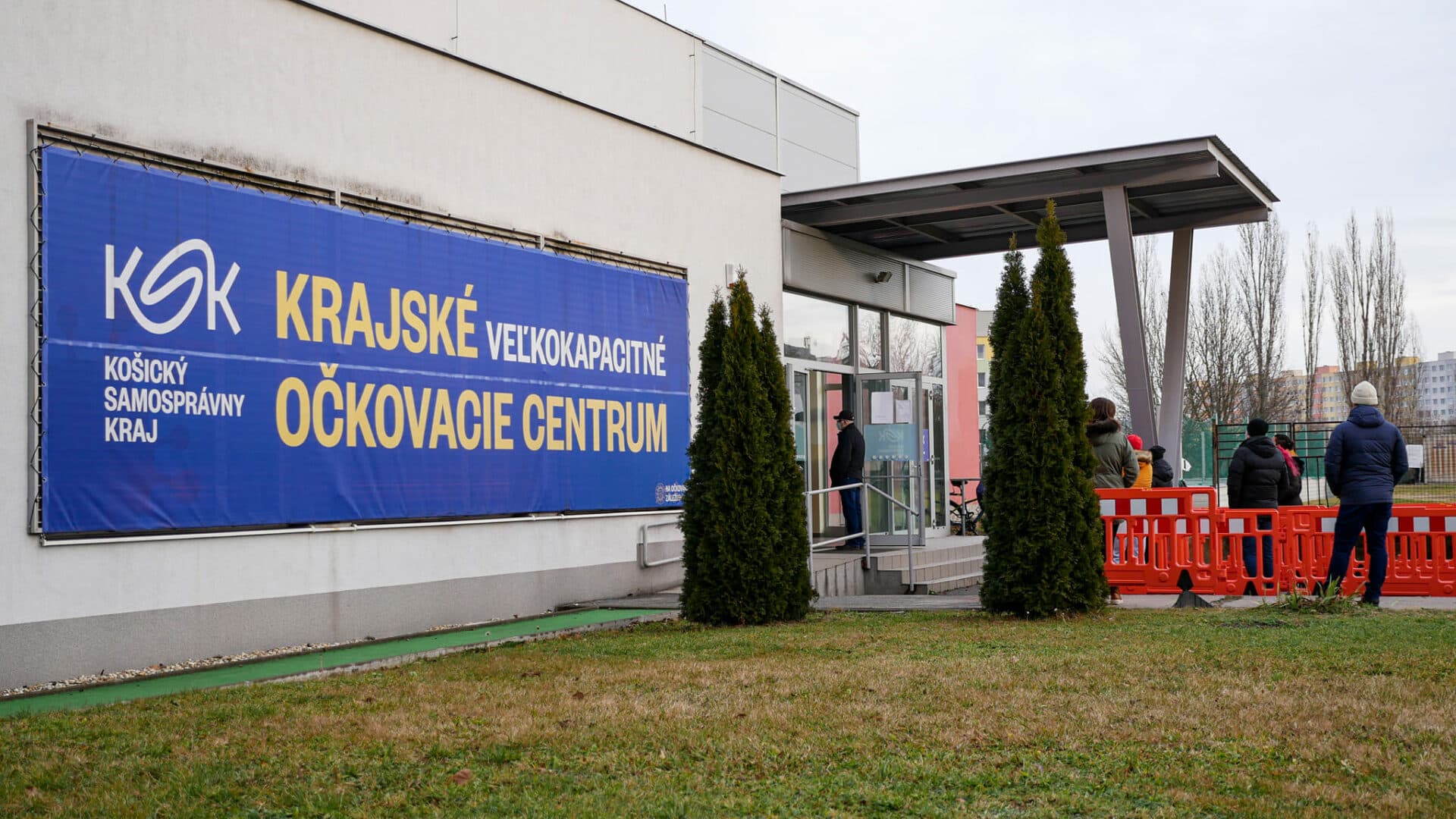 Ktorý okres v Košickom kraji si ako prvý vyočkoval „covidového žolíka“?