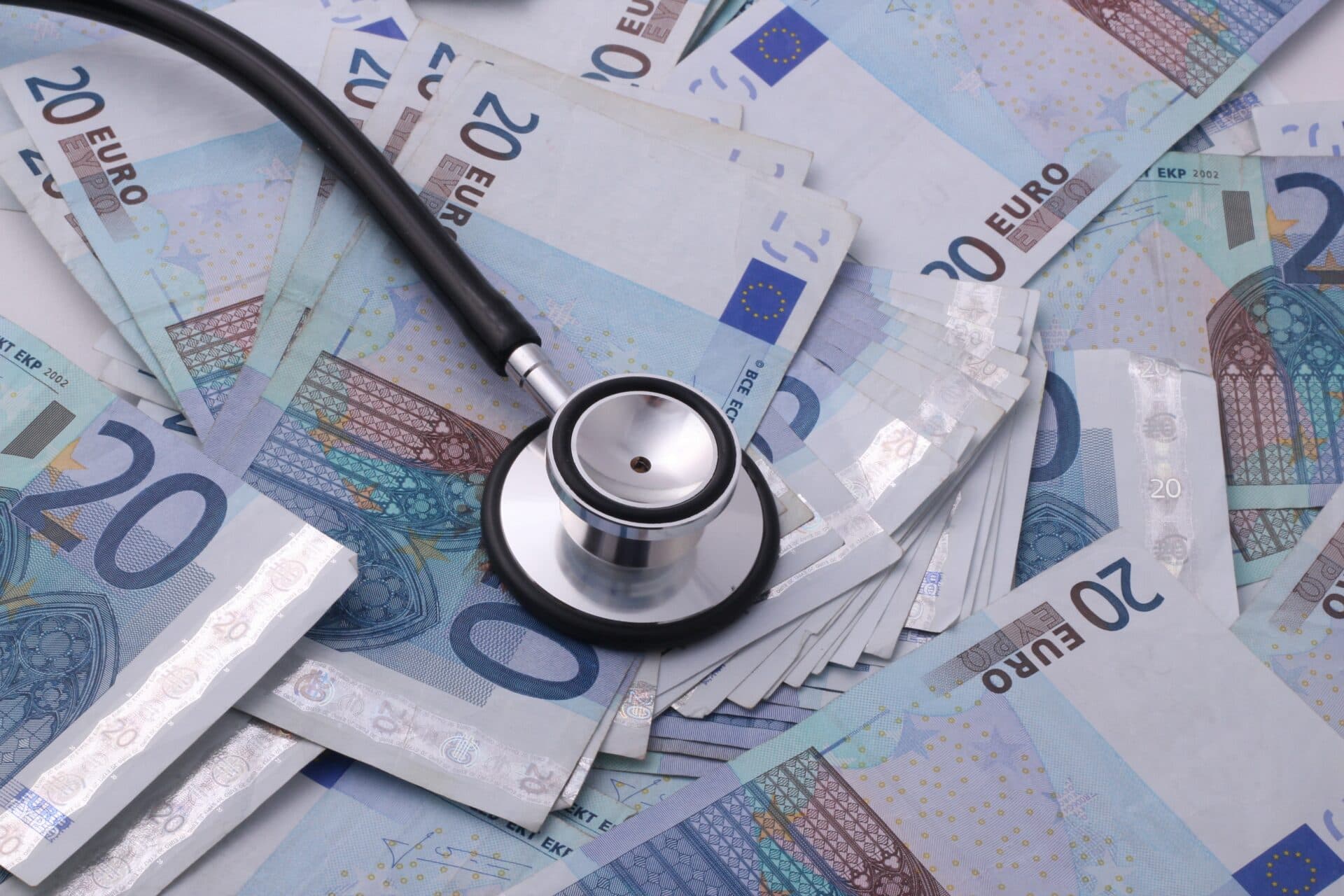 Vláda navrhuje šetriť na zdravotných benefitoch pre poistencov