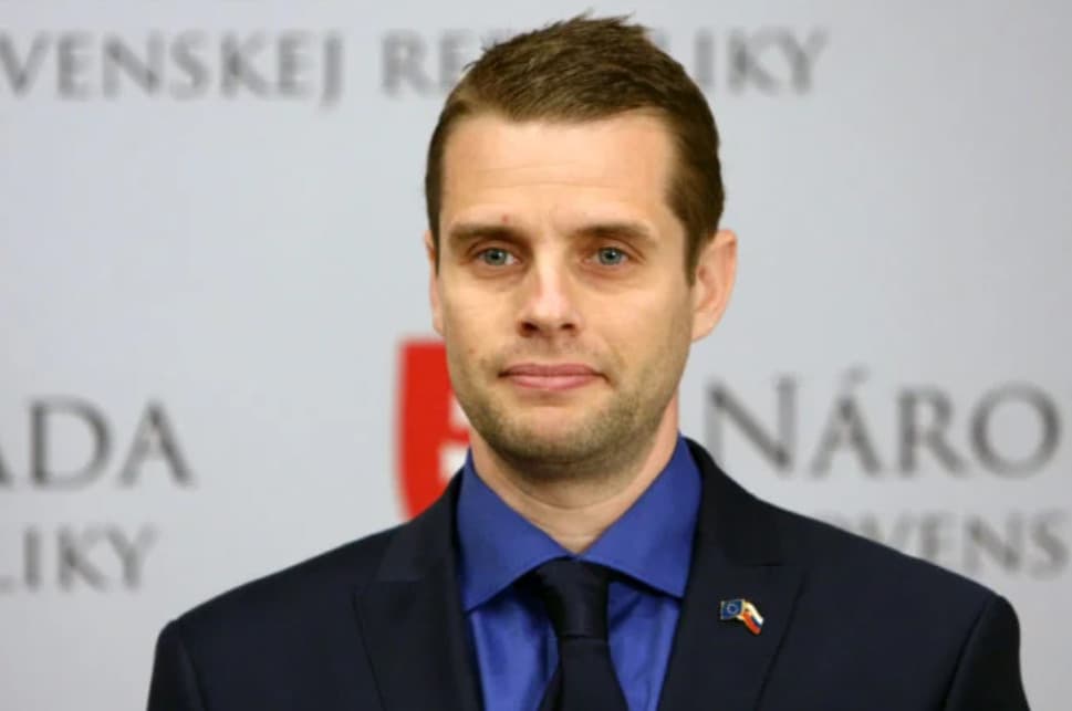 Švédsko bude so Slovenskom zdieľať skúsenosti v boji proti dezinformáciám