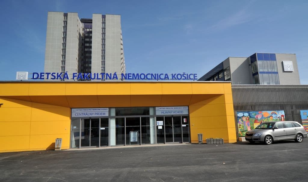 V Detskej fakultnej nemocnici Košice dochádza k uvoľňovaniu opatrení
