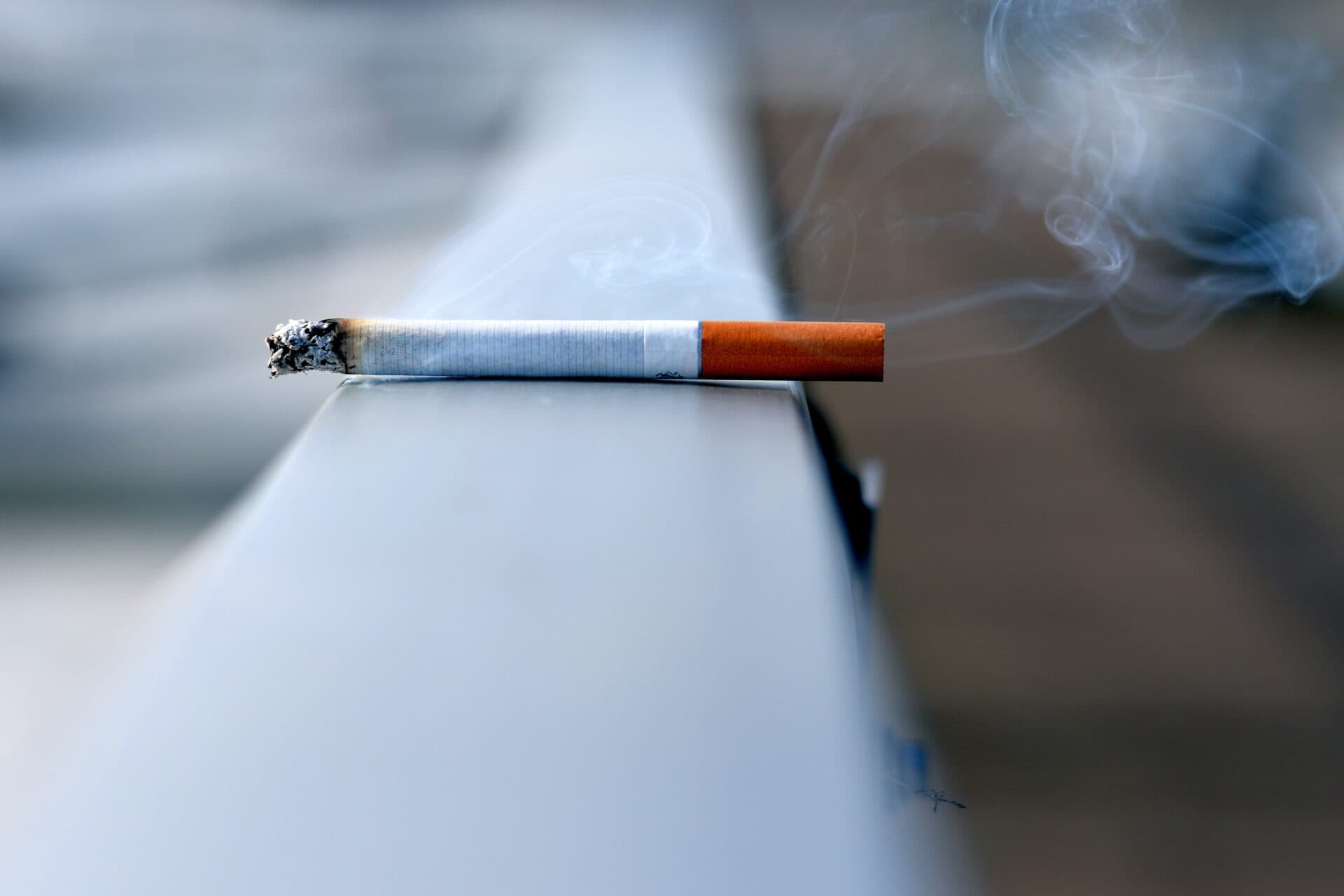Poslanci OĽaNO chcú reguláciu predaja nikotínových vrecúšok