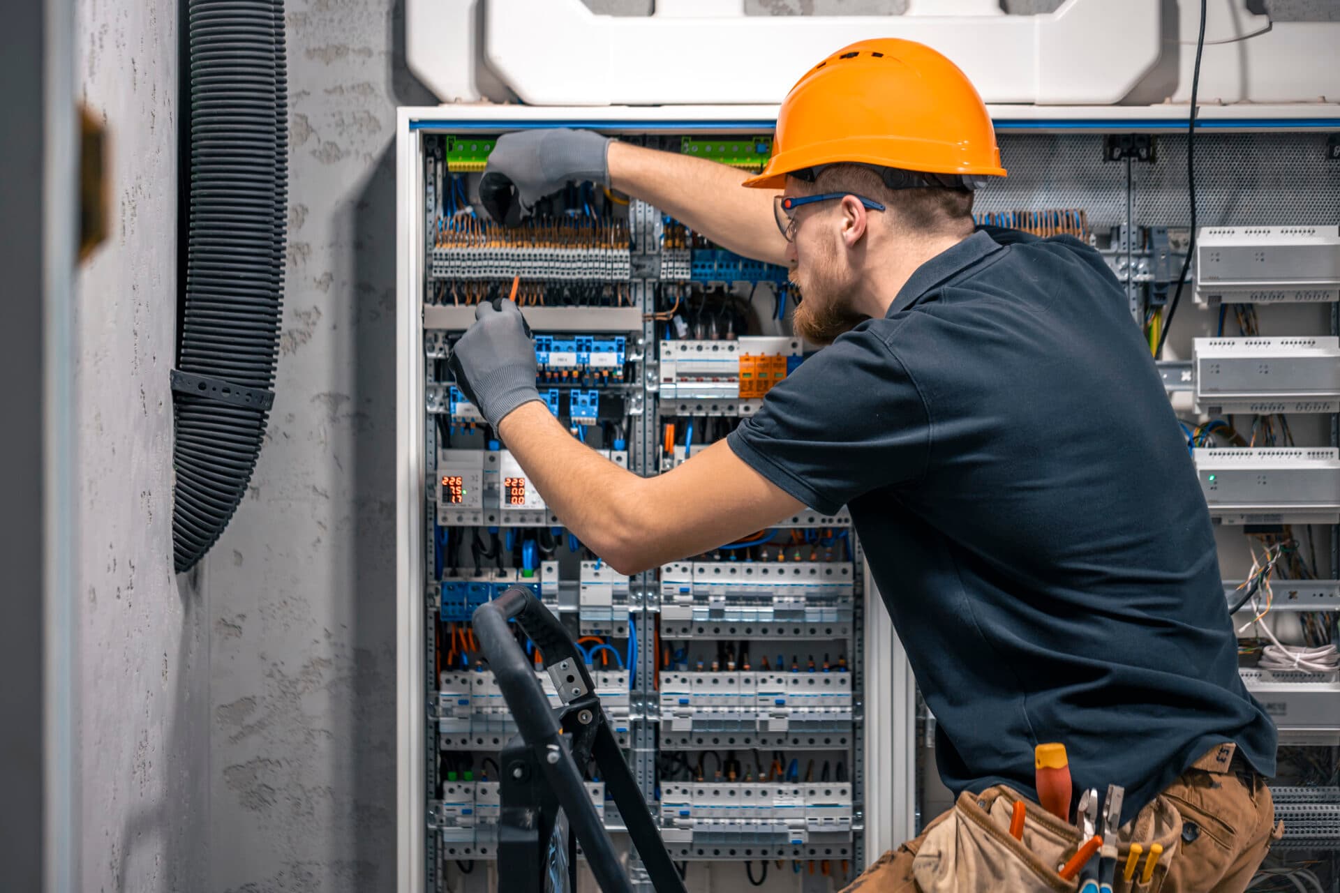 Oznam o plánovaných odstávkach elektrickej energie v Košickom kraji (27.4. – 3.5.2026)