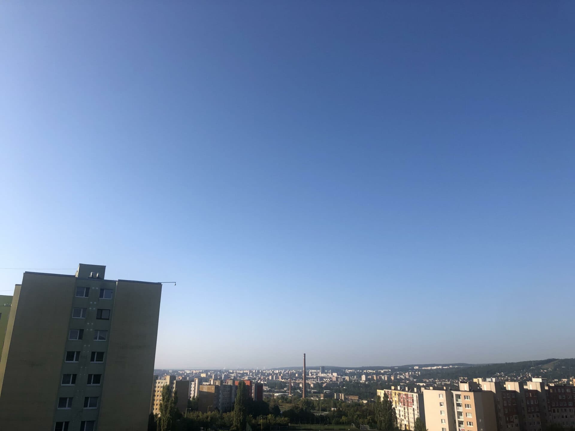 Na Slovensku bude jasno a polojasno, teploty môžu dosiahnuť aj 25 stupňov