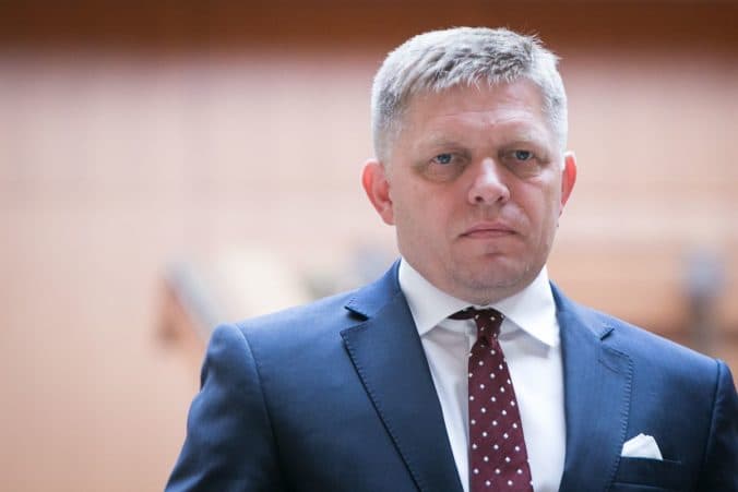Podľa Fica je Európska únia pasívnym štatistom konfliktu na Ukrajine, vykonáva len vôľu USA
