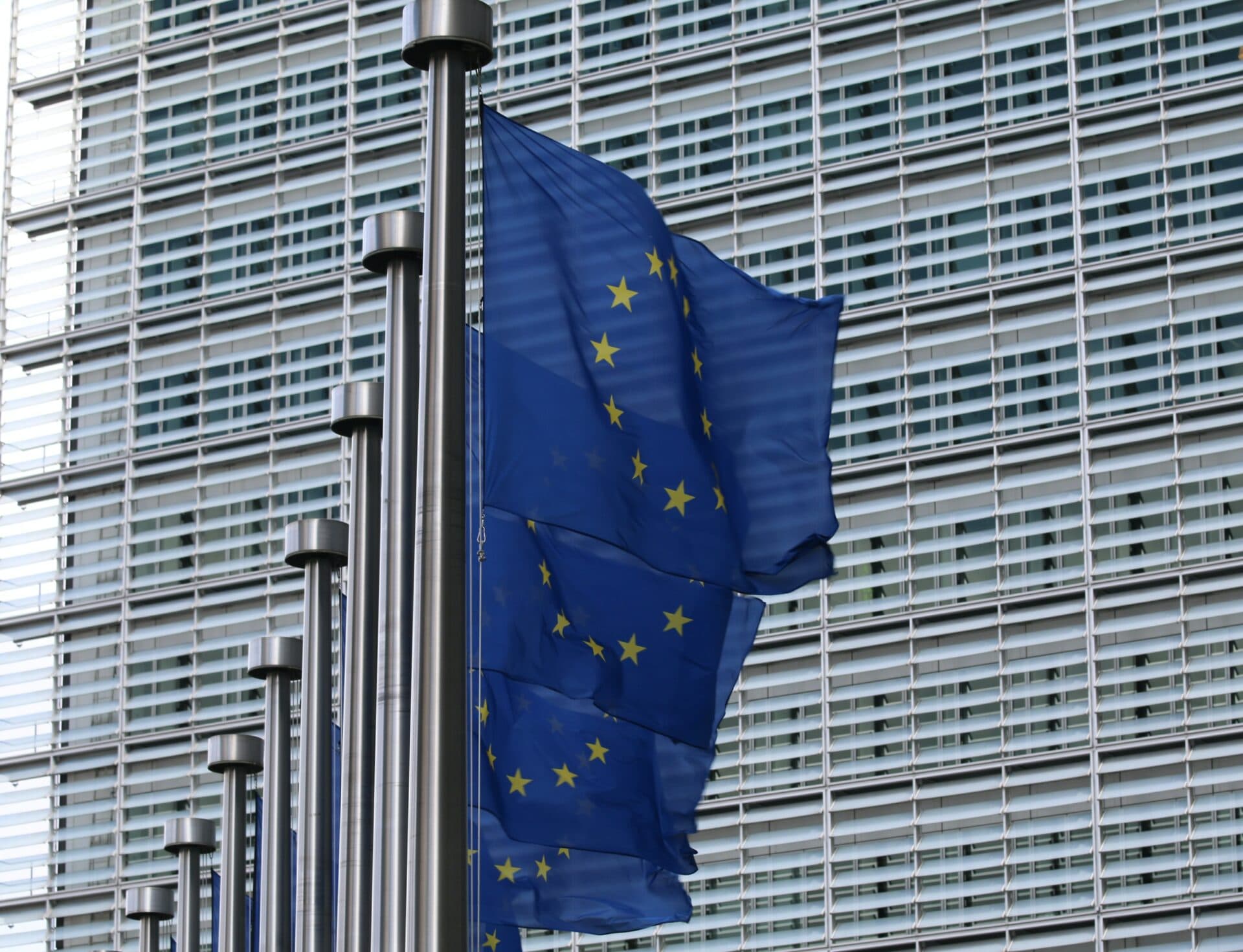 Predsedníčka EP začala konanie o dvoch prípadoch zbavenia imunity