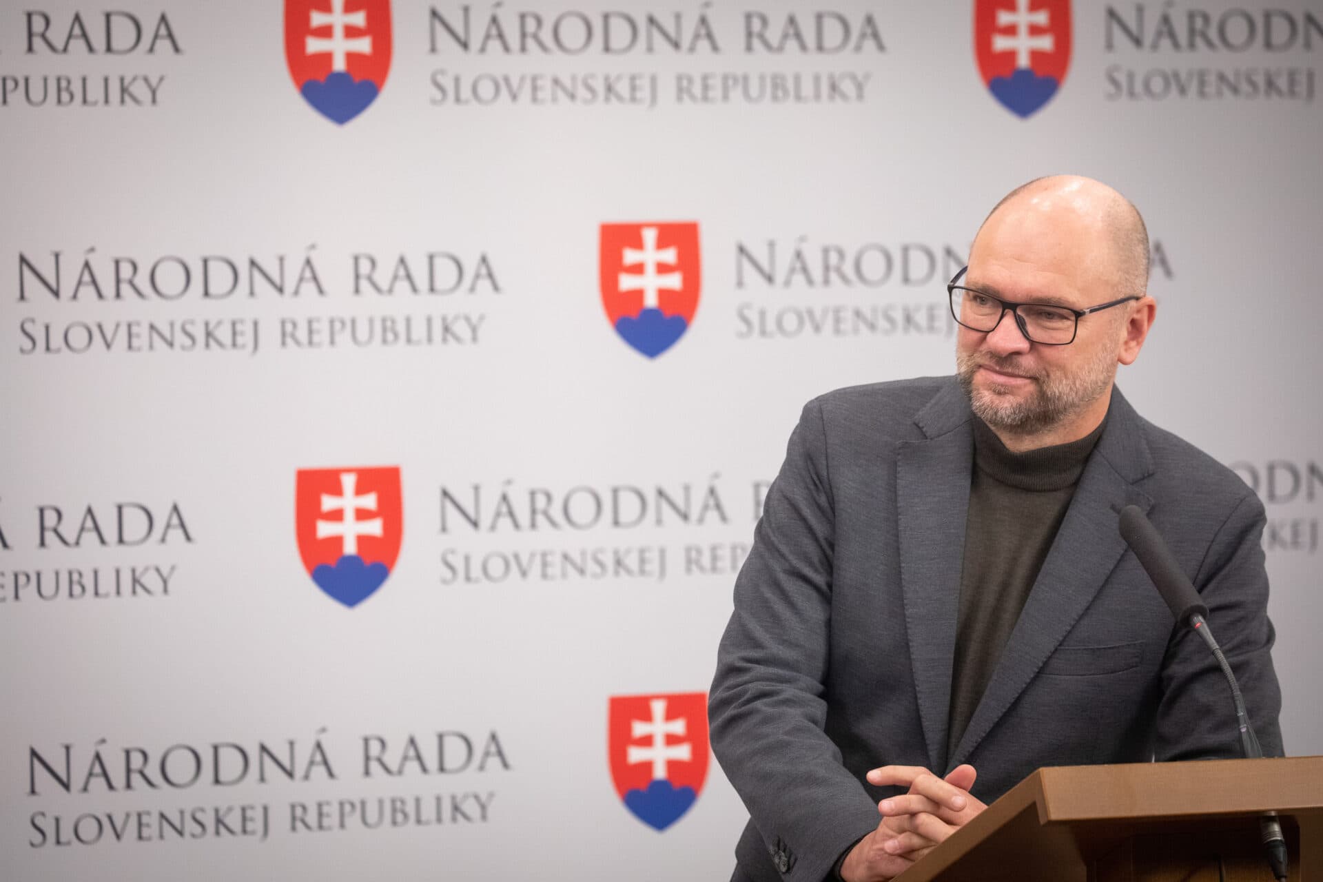 Zdravotníctvo malo byť premiérskou témou, Sulík tvrdí, že ju Heger ju nemal prenechať Matovičovi