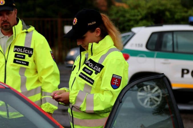 Policajti zastavili vodičku pod vplyvom alkoholu