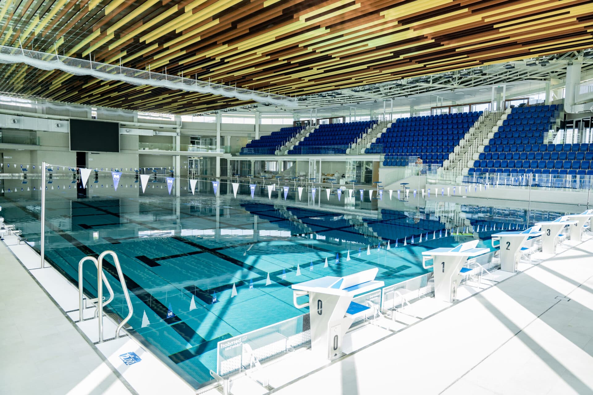 Hviezdna NOC sa blíži, mesto spustilo registráciu na 24-hodinové plávanie