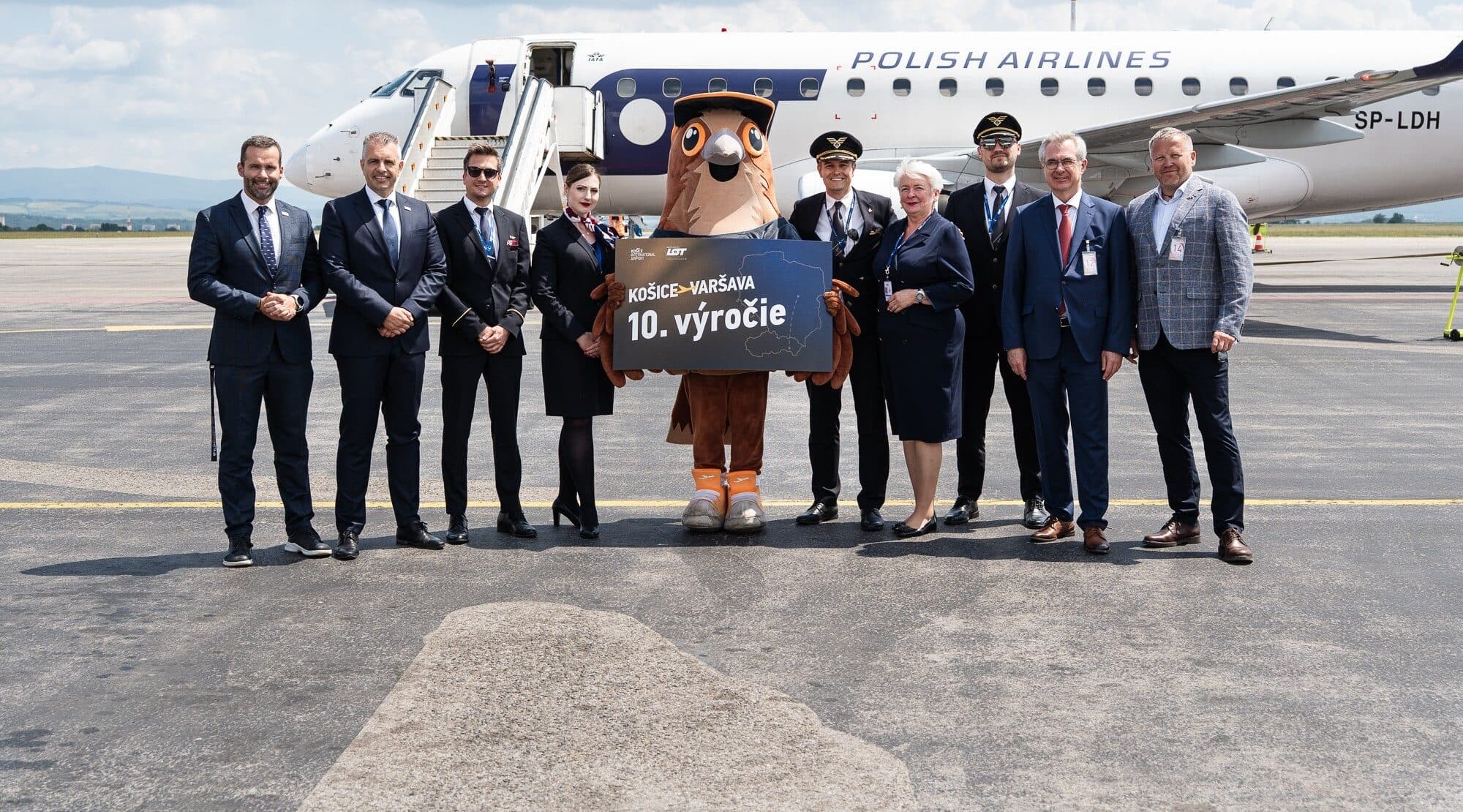 Letisko Košice a LOT Polish Airlines oslavujú desať rokov spájania východného Slovenska so svetom cez Varšavu