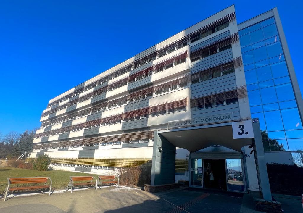 Fakultná nemocnica zakúpila štyri najmodernejšie rehabilitačné lôžka