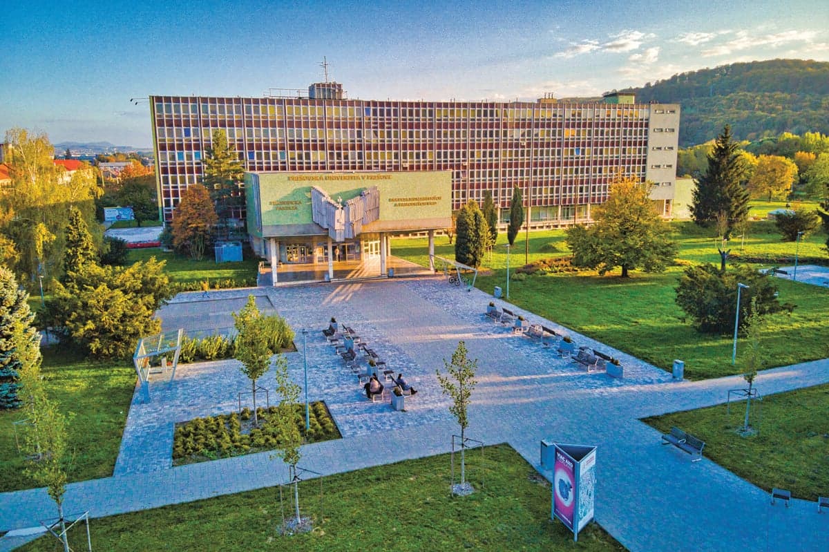 Prešovská univerzita chce spoluprácou so strednými školami udržať mladých ľudí v regióne