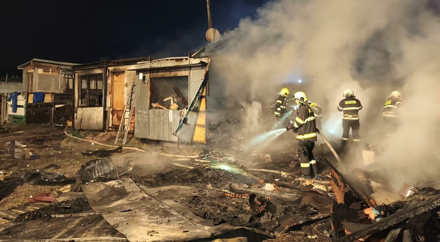 Fotografia k súvisiacemu článku Tragédia vo Veľkom Šariši! Požiar pripravil o život štyri deti a jedného dospelého (FOTO)