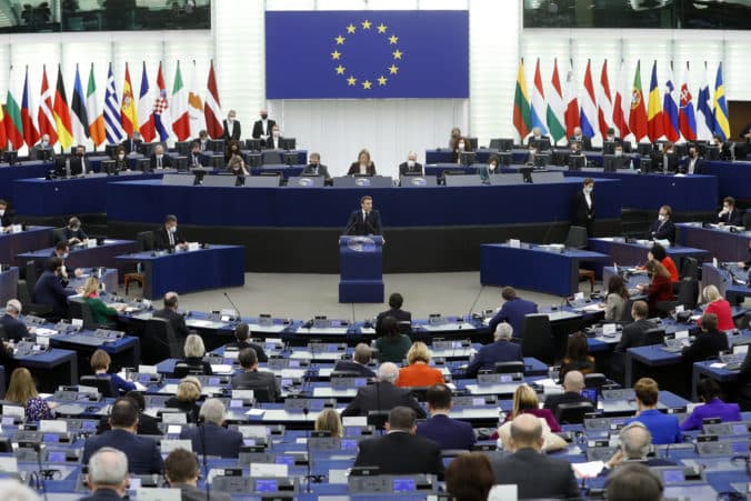 Európska komisia začala konanie voči Slovenskej republike v súvislosti s novelou ústavy