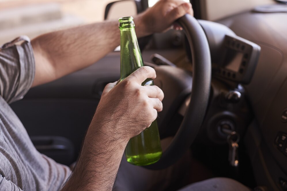 Polícia odhalila až 13 vodičov pod vplyvom alkoholu. Skončili s obvinením a bez vodičáku