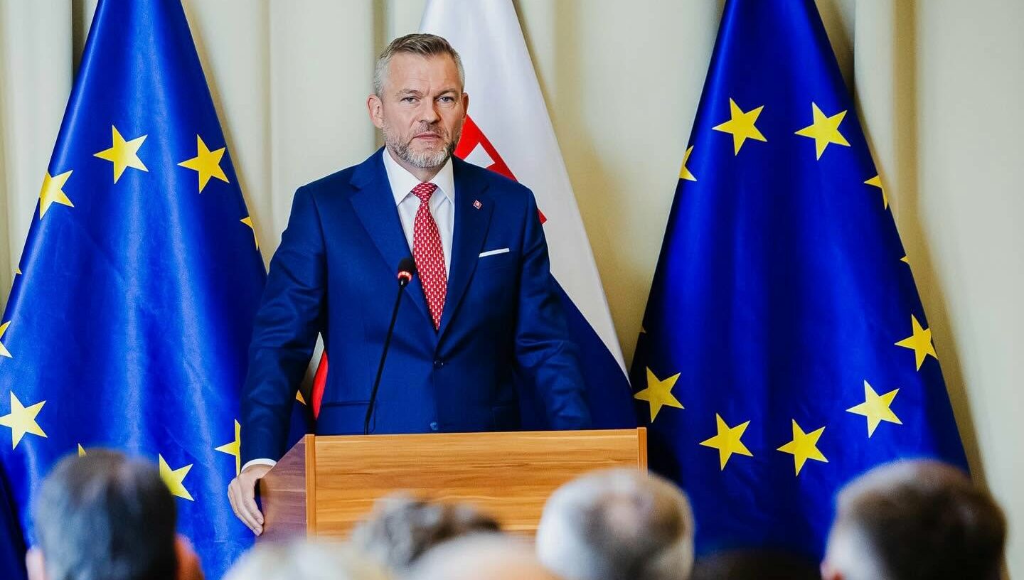 Pellegrini: Súčasná debata párom rovnakého pohlavia viac škodí, než pomáha