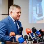 Fico vyčíta Dankovi spoluprácu s opozíciou, Smer trvá na pokračovaní vlády