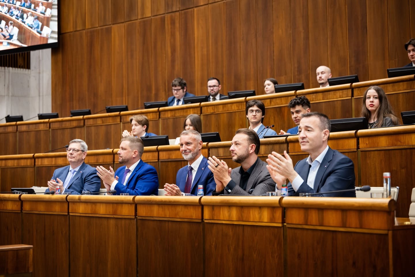 Parlament schválil štátny rozpočet na rok 2027. Zákon roka prešiel najtesnejšou väčšinou 76 hlasov