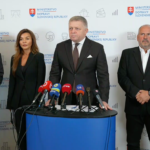Polovičné cestovné vo vlakoch sa nekončí. Premiér Fico potvrdil predĺženie zľavy aj na november